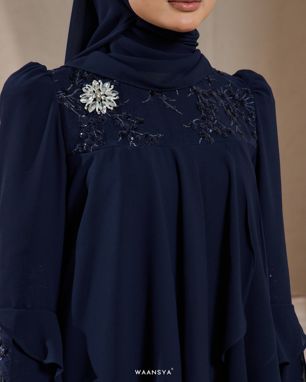 IRIS IN NAVY BLUE