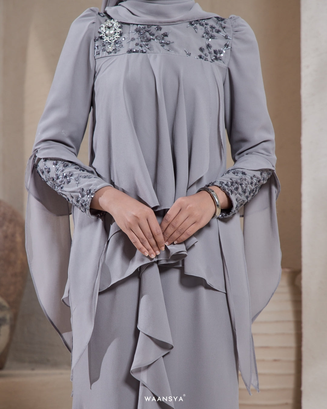 IRIS IN GREY