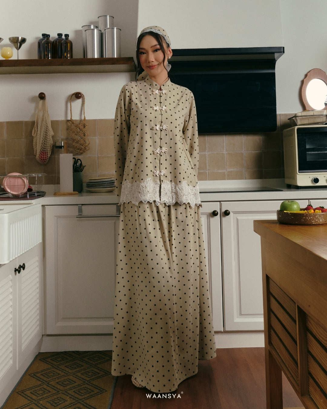 MADELEINE POLKA DOTS IN TEA GREEN