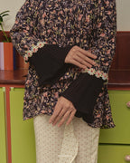 SURI KURUNG IN BLACK
