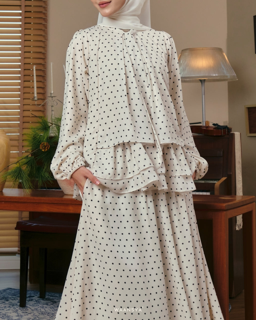 WILLOW SET OFF WHITE
