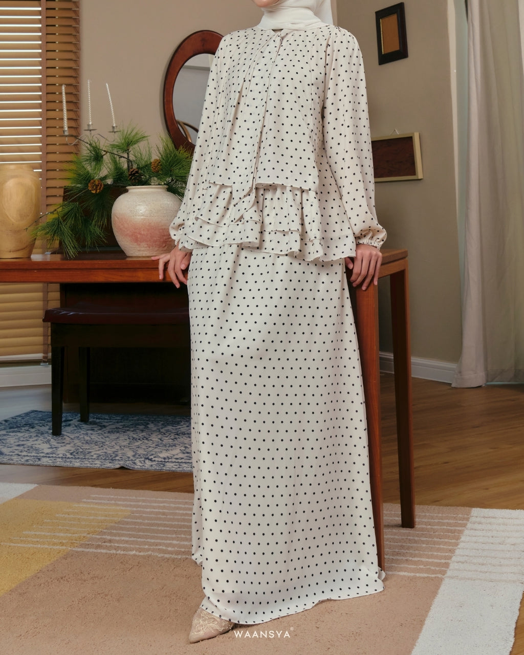 WILLOW SET OFF WHITE