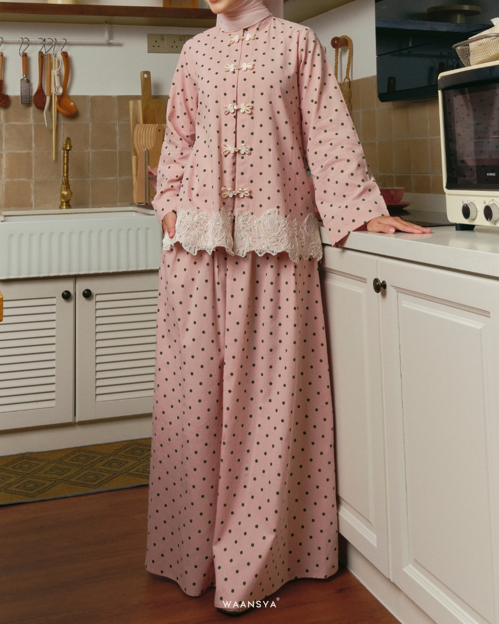 MADELEINE POLKA DOTS IN SOFT PINK