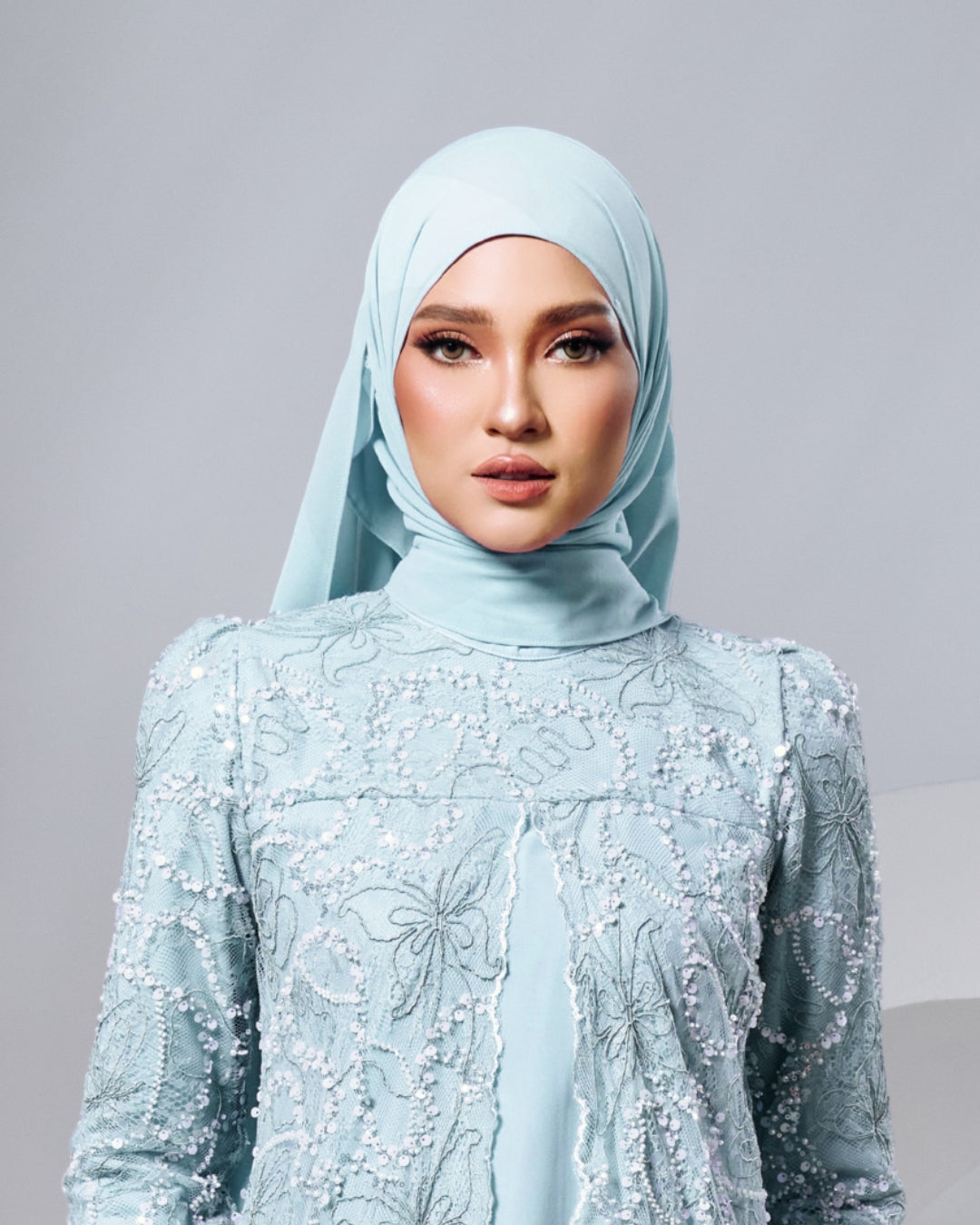 BASIC CHIFFON SHAWL IN WARM ICY MINT