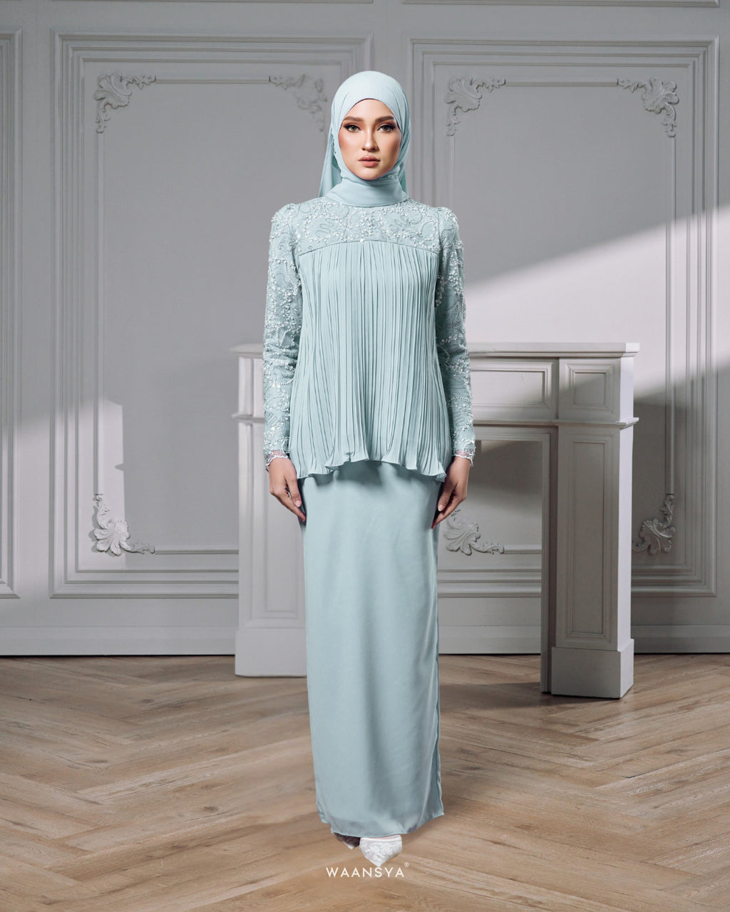 JULIA KURUNG IN ICY MINT
