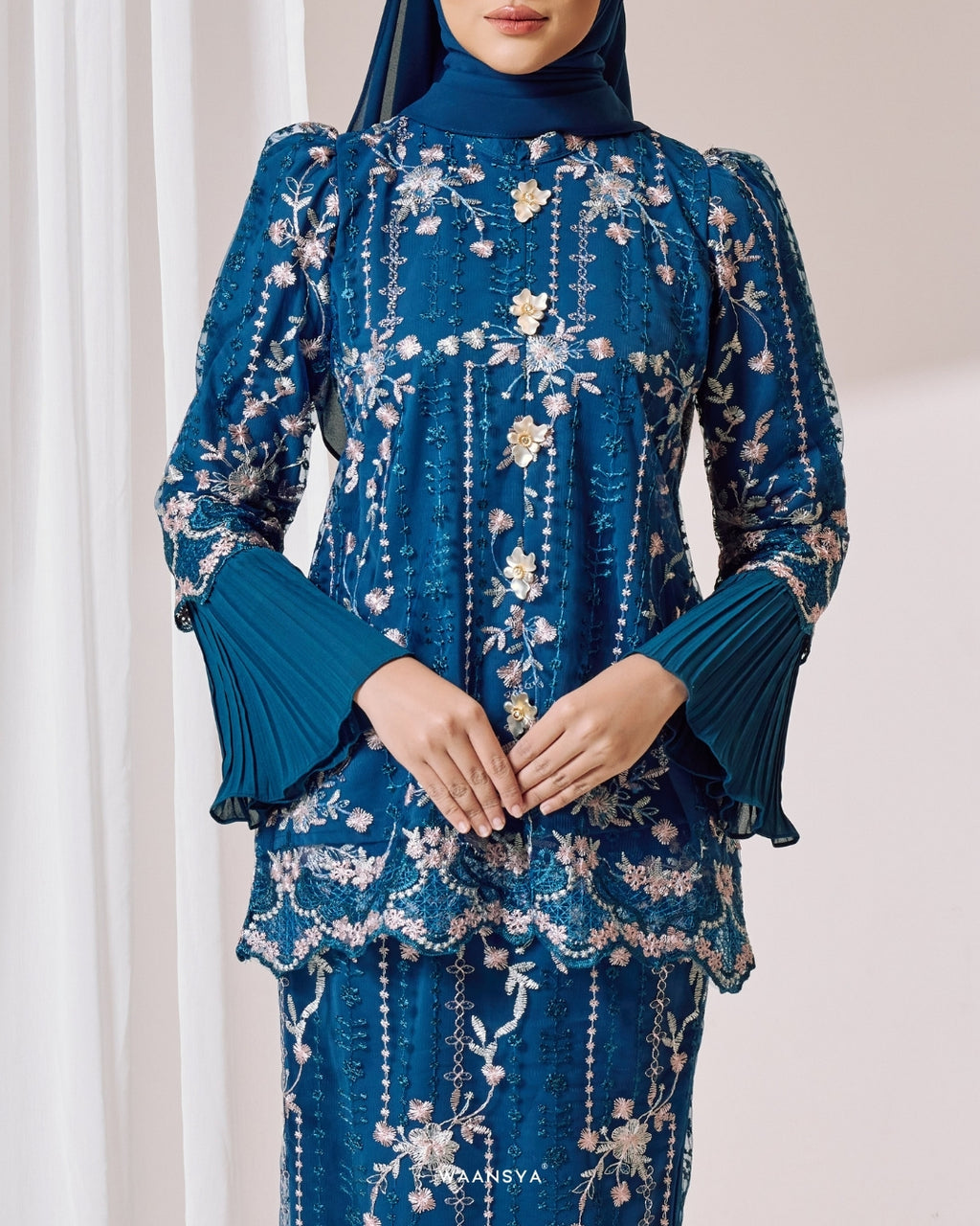 JASMEEN KURUNG IN TEAL BLUE