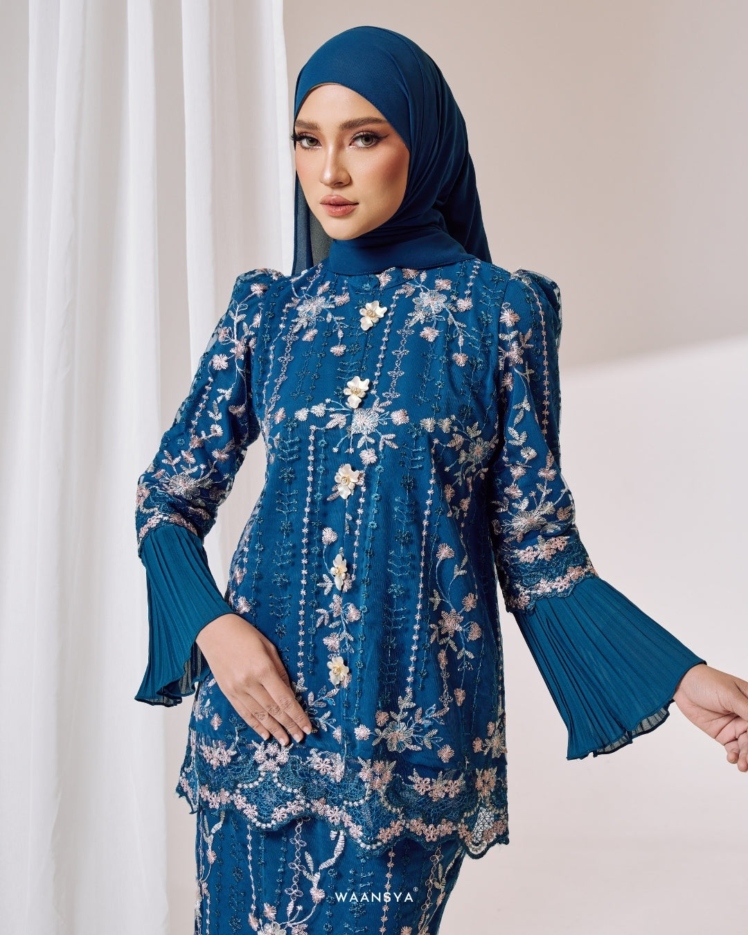 JASMEEN KURUNG IN TEAL BLUE