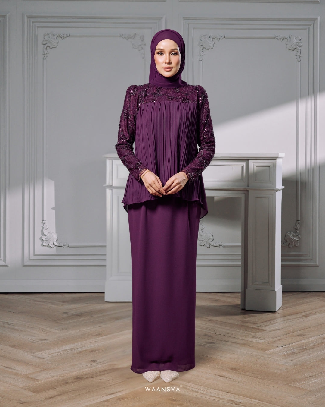 JULIA KURUNG IN DARK PURPLE