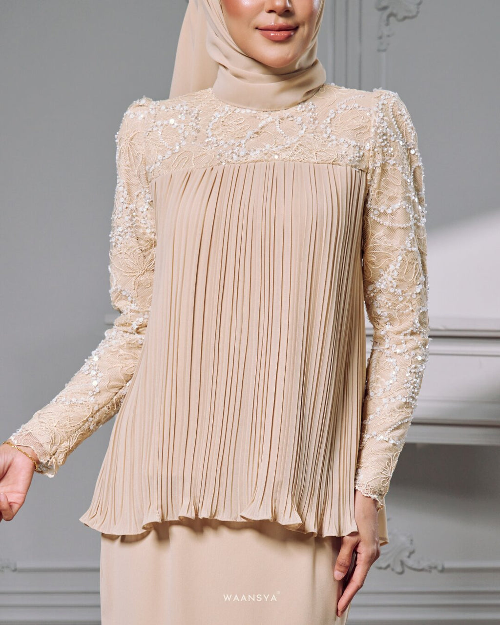 JULIA KURUNG IN BUTTERCREAM