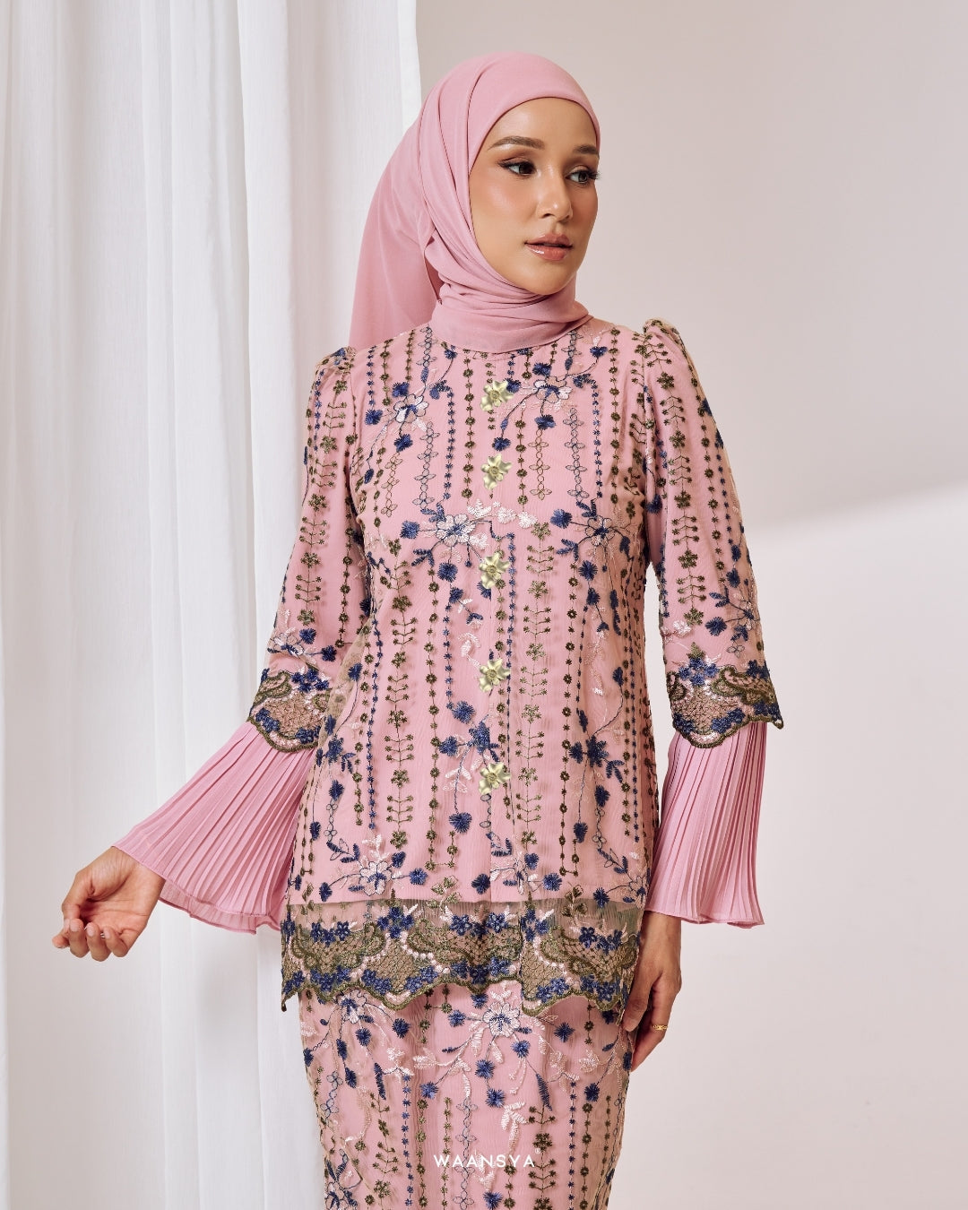 JASMEEN KURUNG IN SOFT PINK