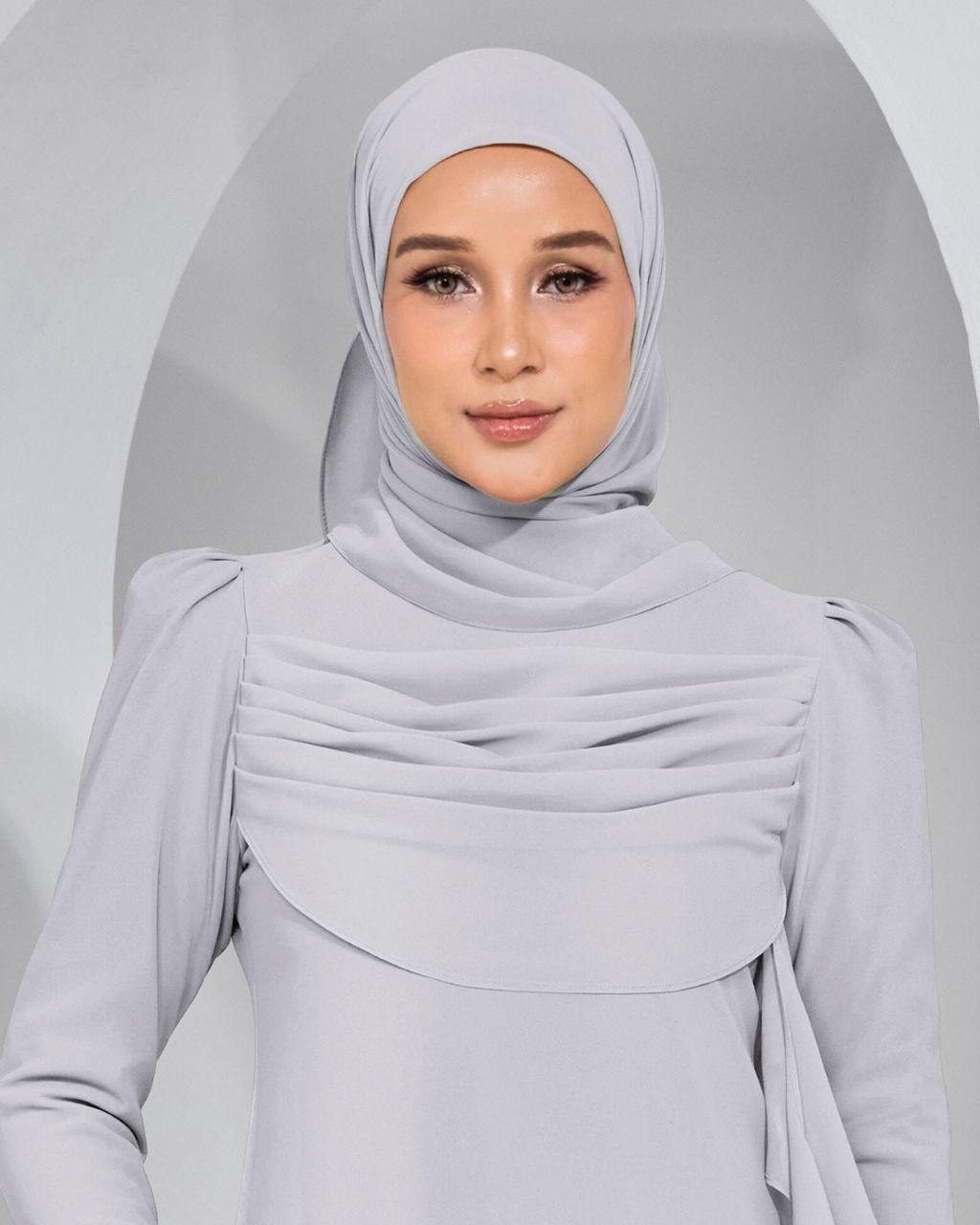 BASIC CHIFFON SHAWL IN COOL GREY