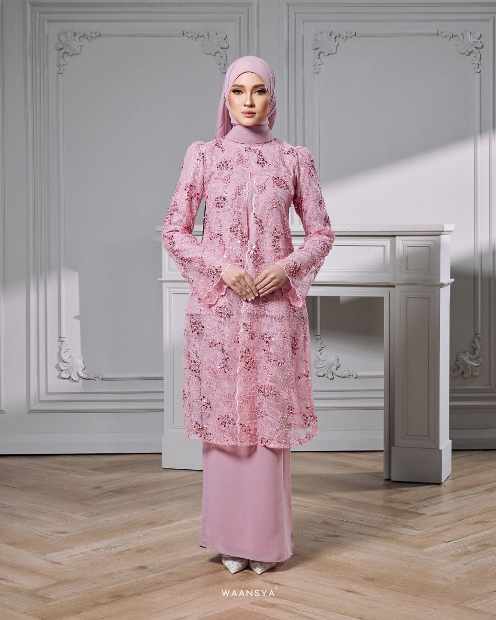 IZARA KURUNG IN SOFT PINK