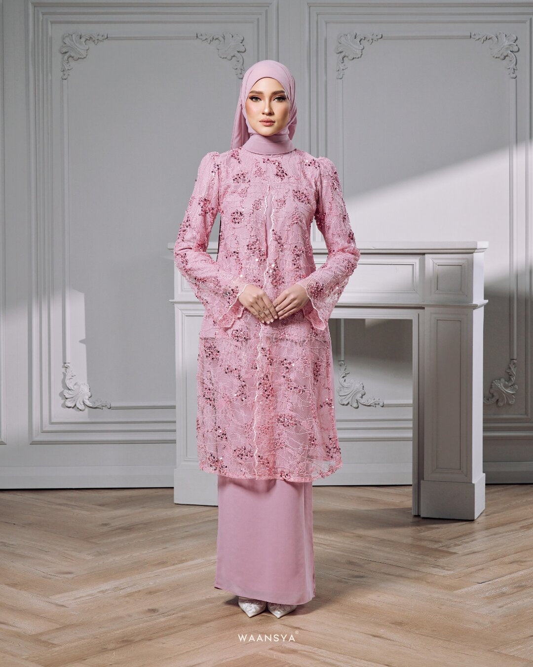 IZARA KURUNG IN SOFT PINK