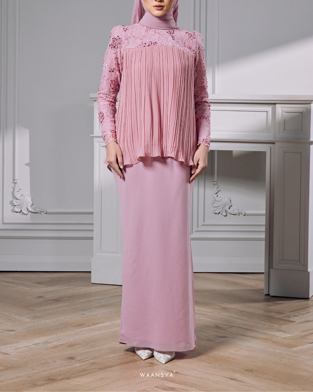 JULIA KURUNG IN SOFT PINK
