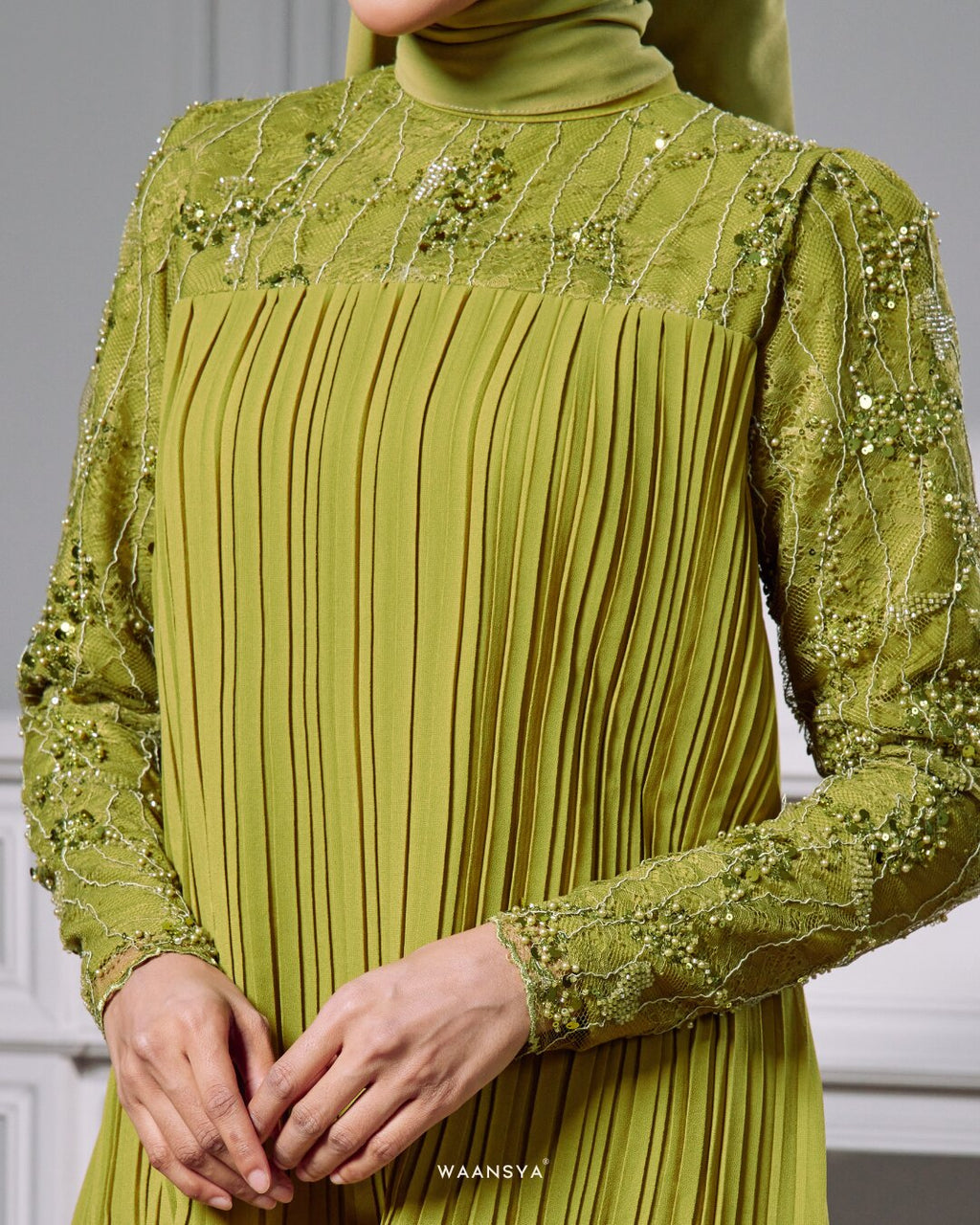 JULIA KURUNG IN LIME