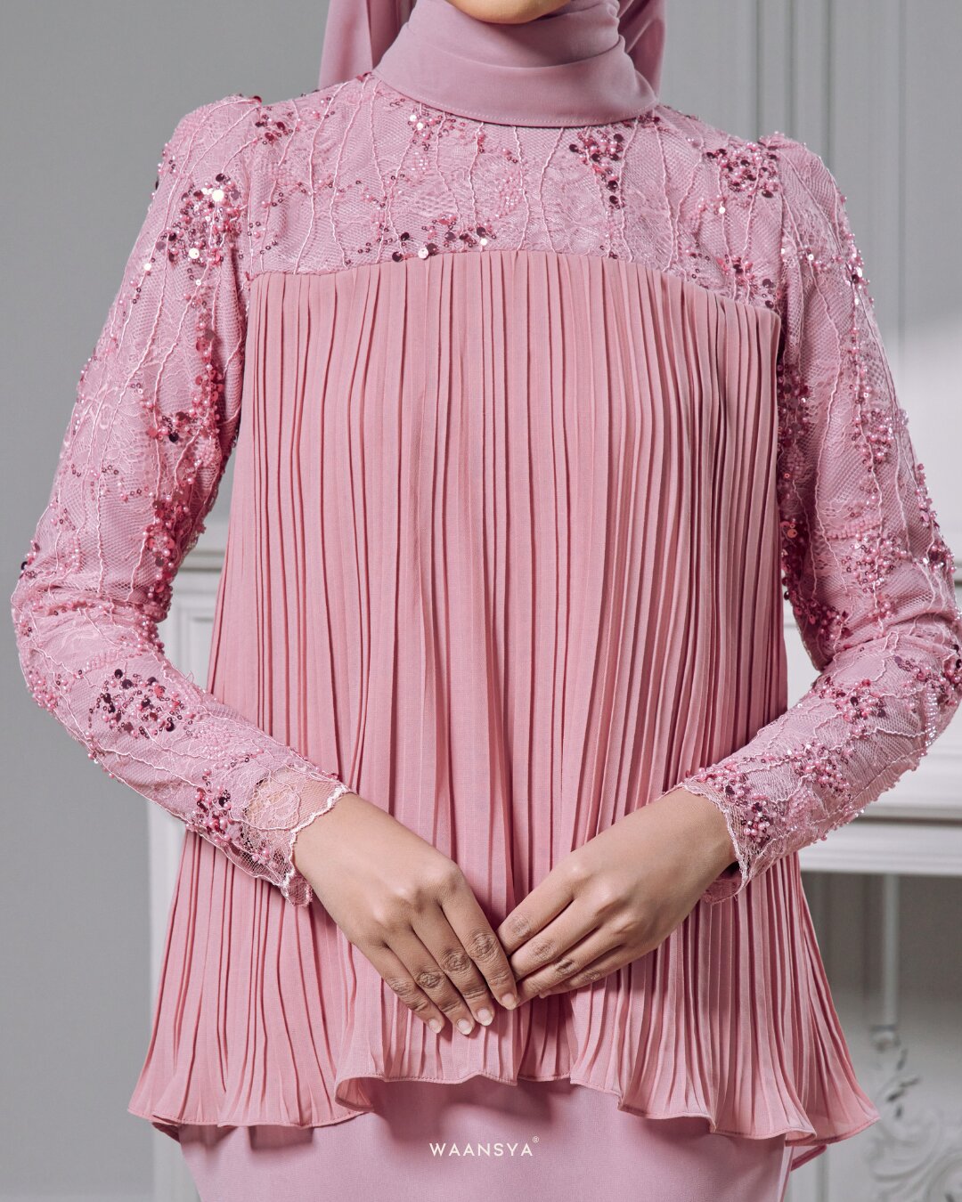 JULIA KURUNG IN SOFT PINK