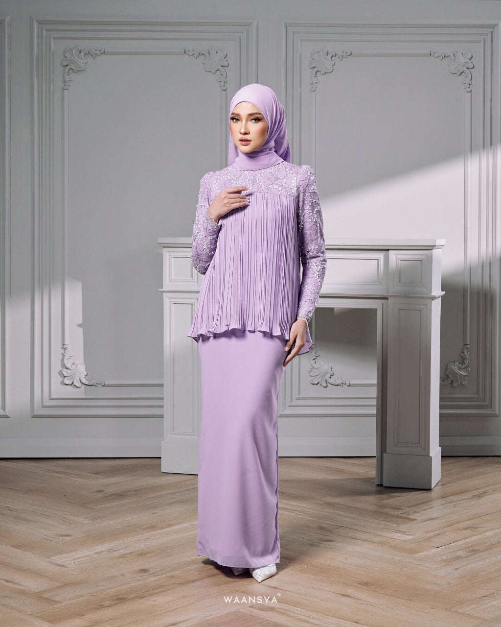 JULIA KURUNG IN LILAC