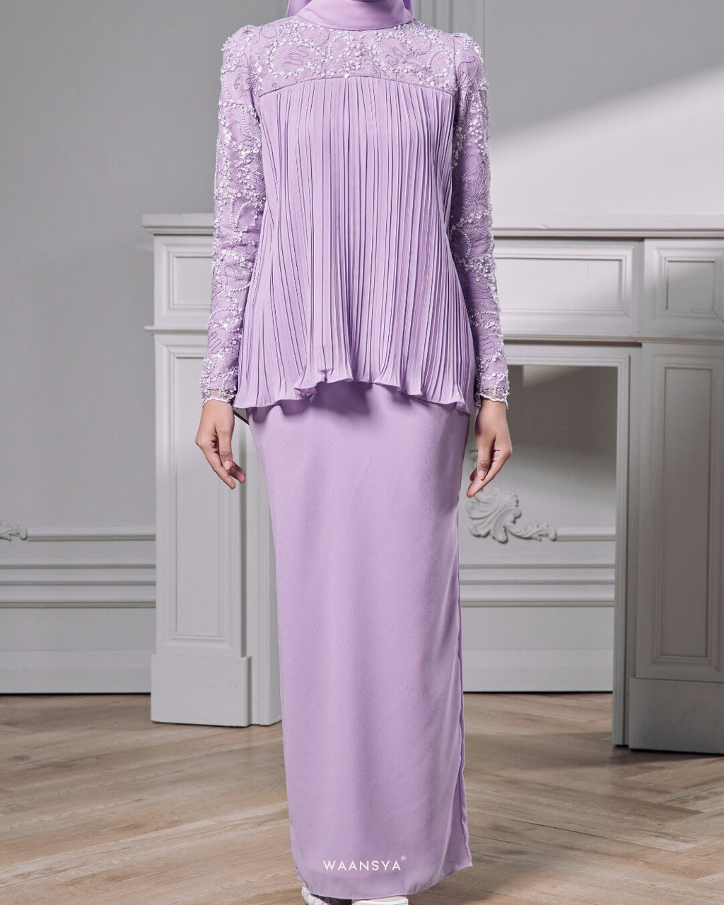 JULIA KURUNG IN LILAC