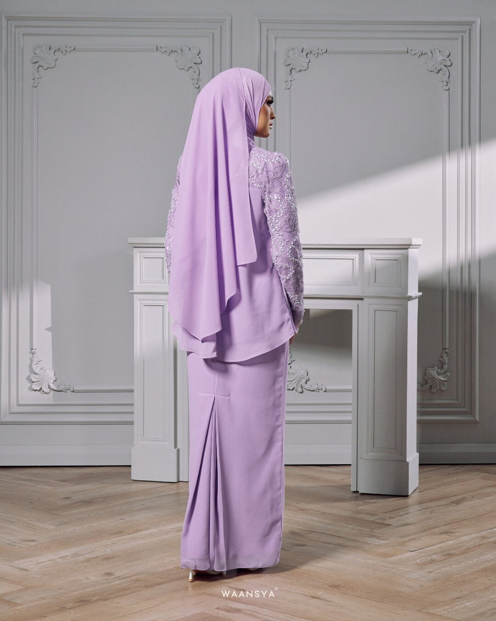 JULIA KURUNG IN LILAC