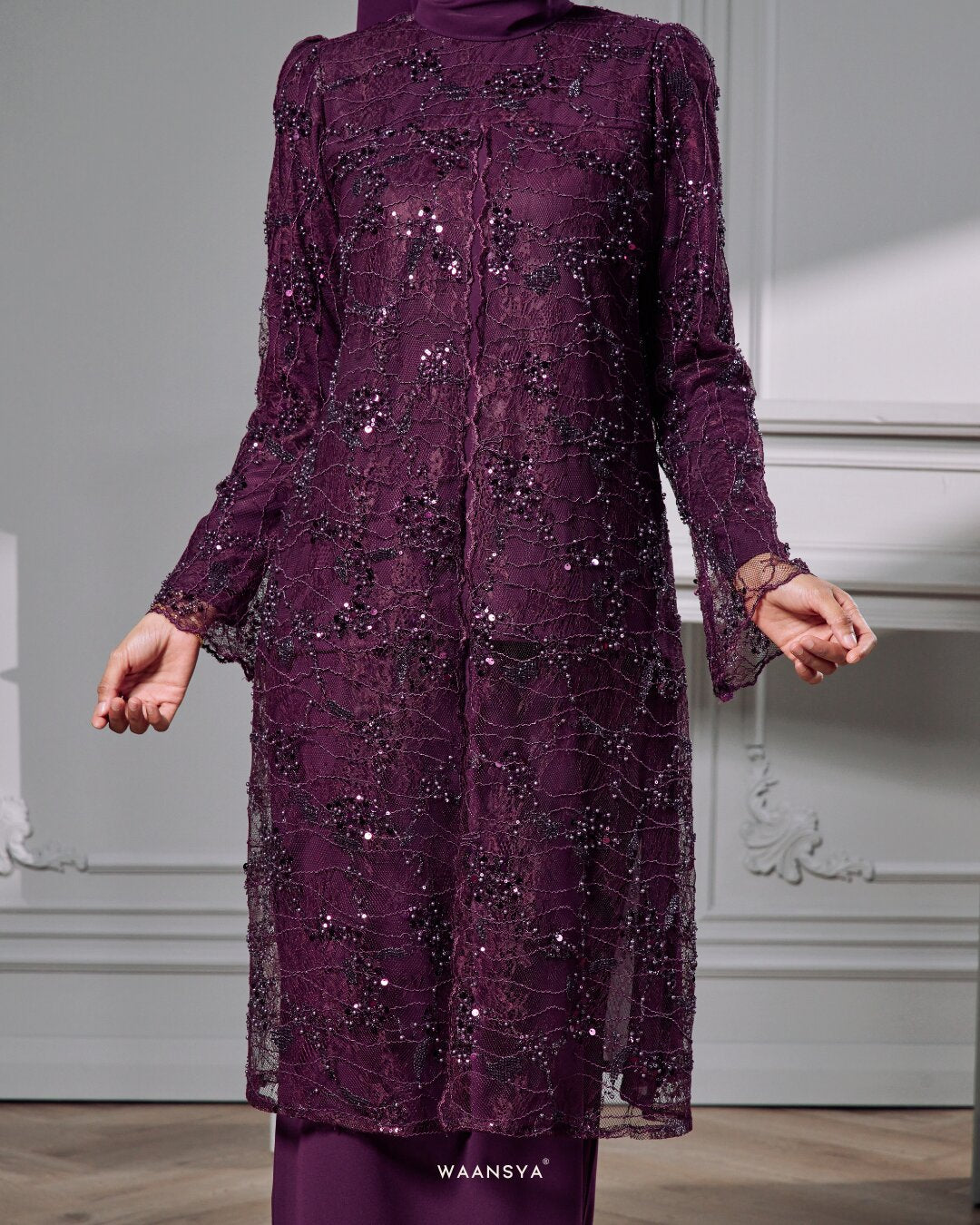 IZARA KURUNG IN DARK PURPLE