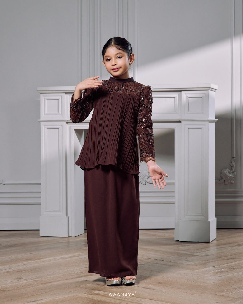ELARA KIDS IN RICH BROWN