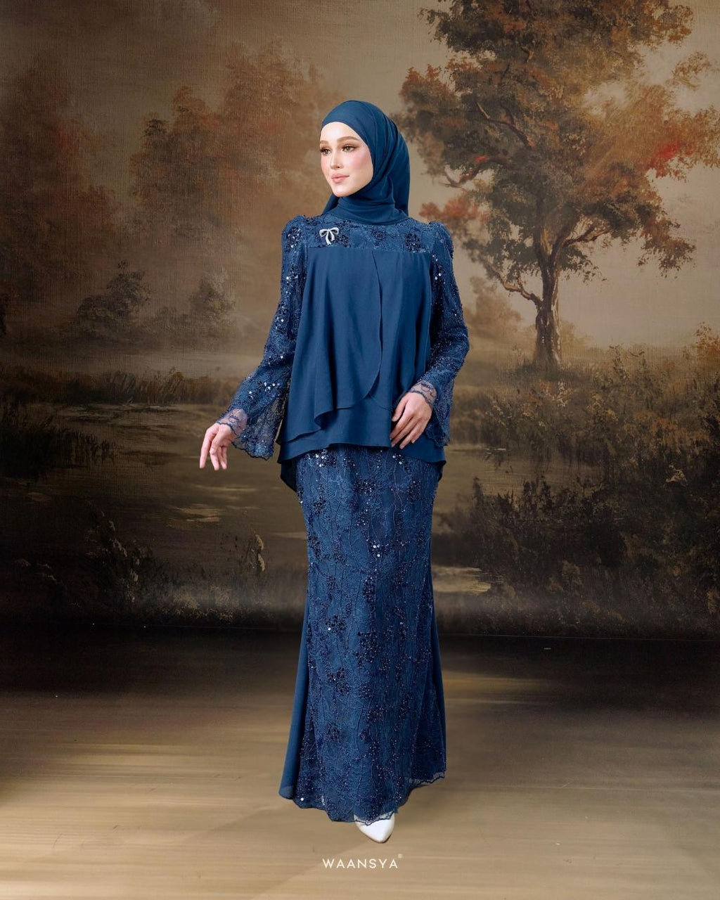 CLARA KURUNG IN TEAL BLUE