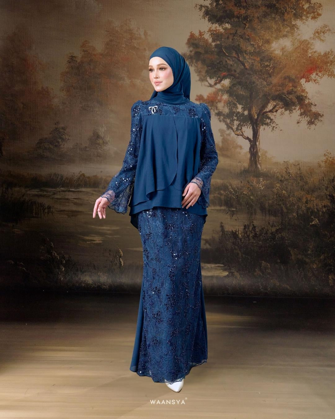 CLARA KURUNG IN TEAL BLUE