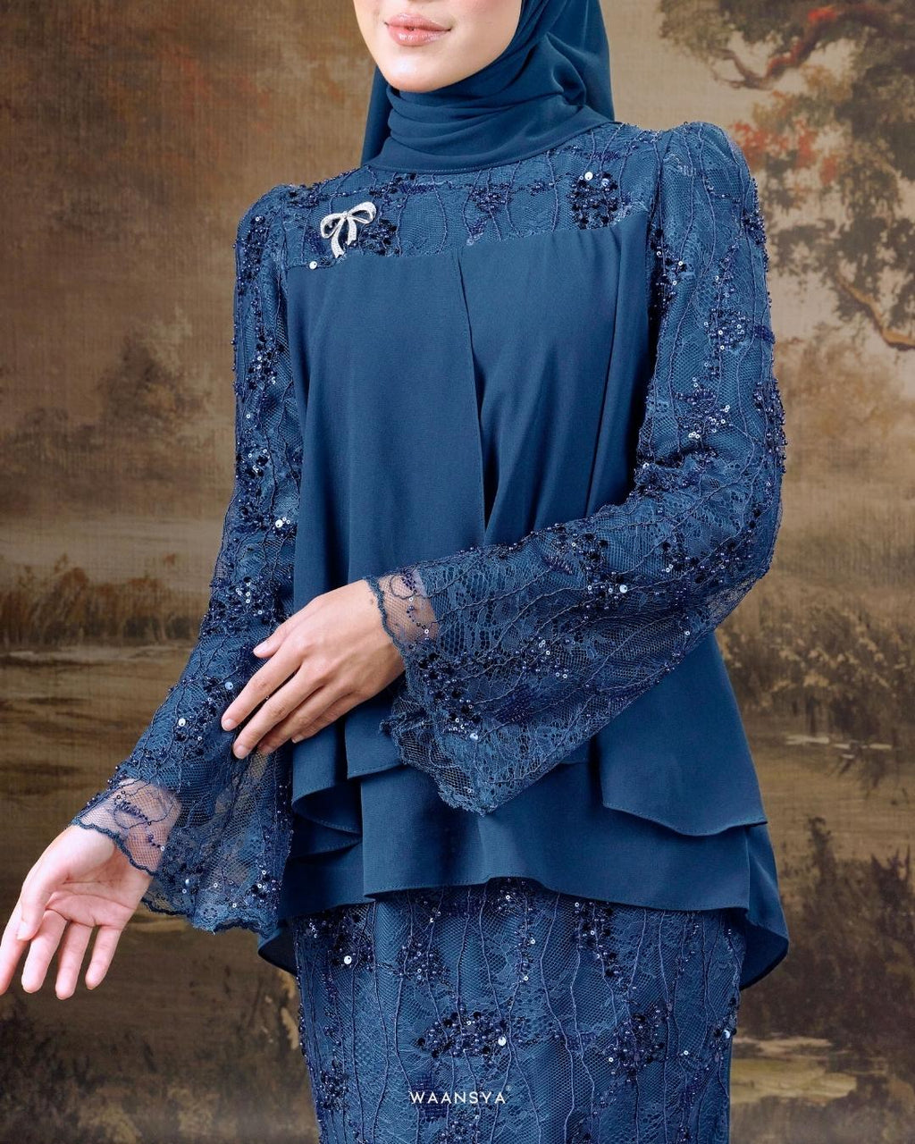 CLARA KURUNG IN TEAL BLUE
