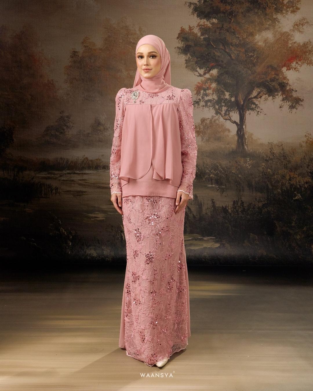 CLARA KURUNG IN SOFT PINK