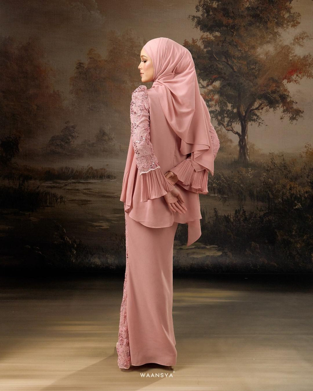 LYDIA KURUNG IN SOFT PINK
