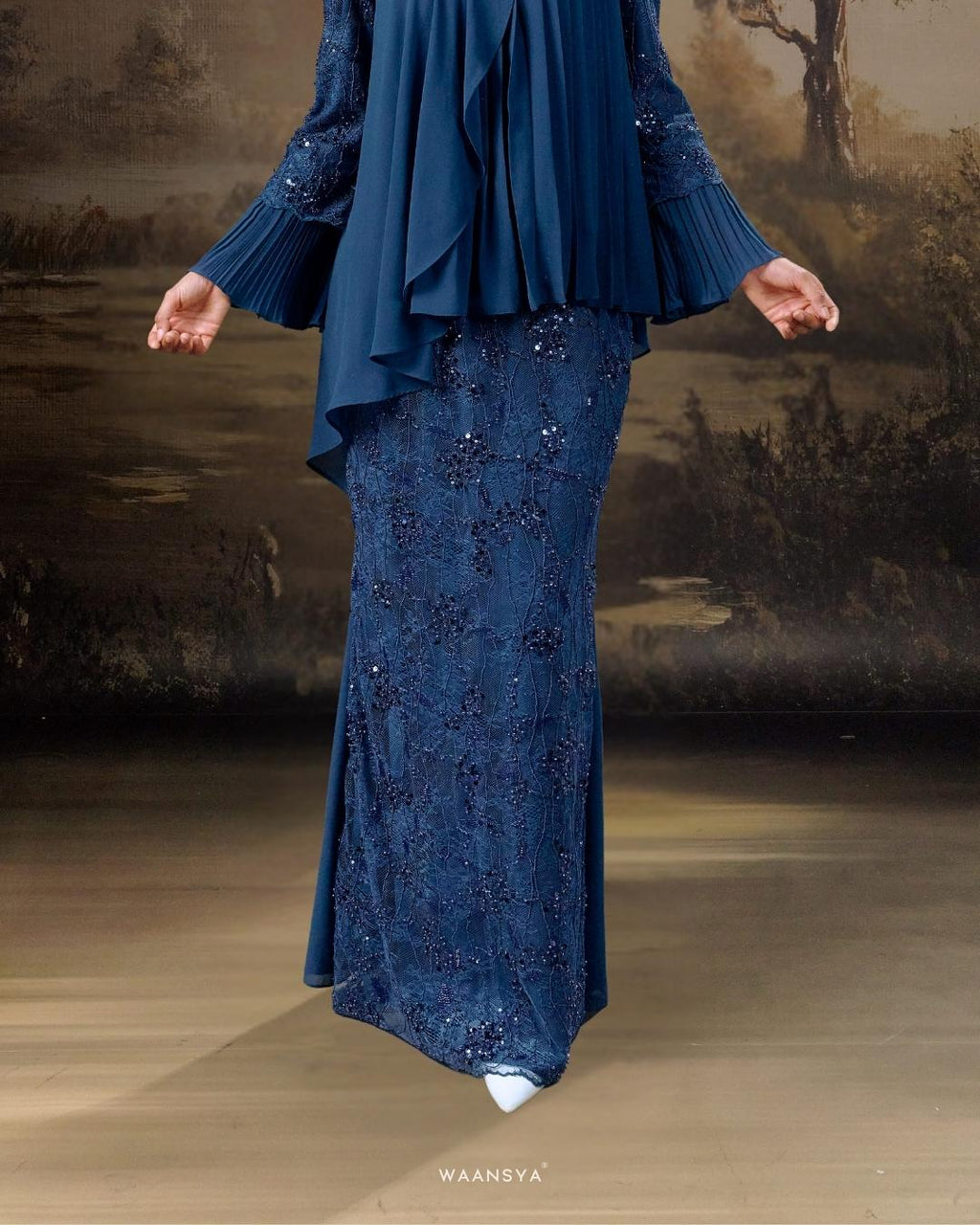 LYDIA KURUNG IN TEAL BLUE