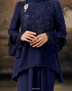 ELEANOR IN NAVY BLUE