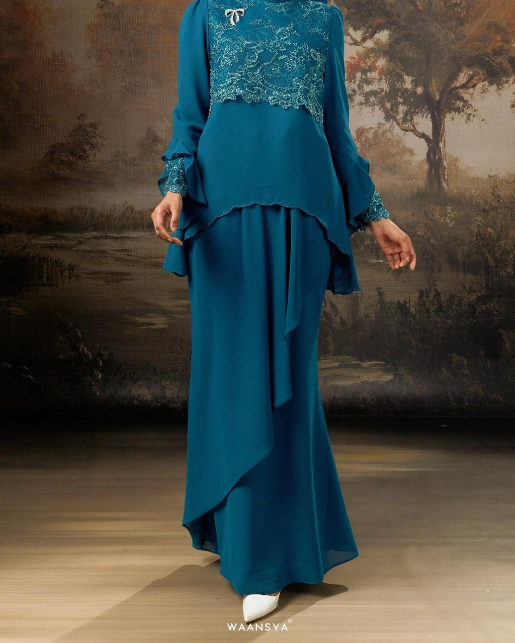 ELEANOR IN TEAL BLUE AQUA