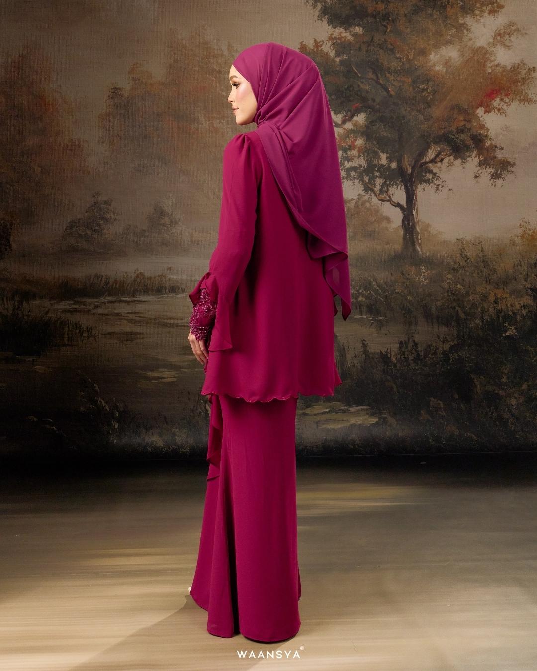 ELEANOR IN FUCHSIA PINK