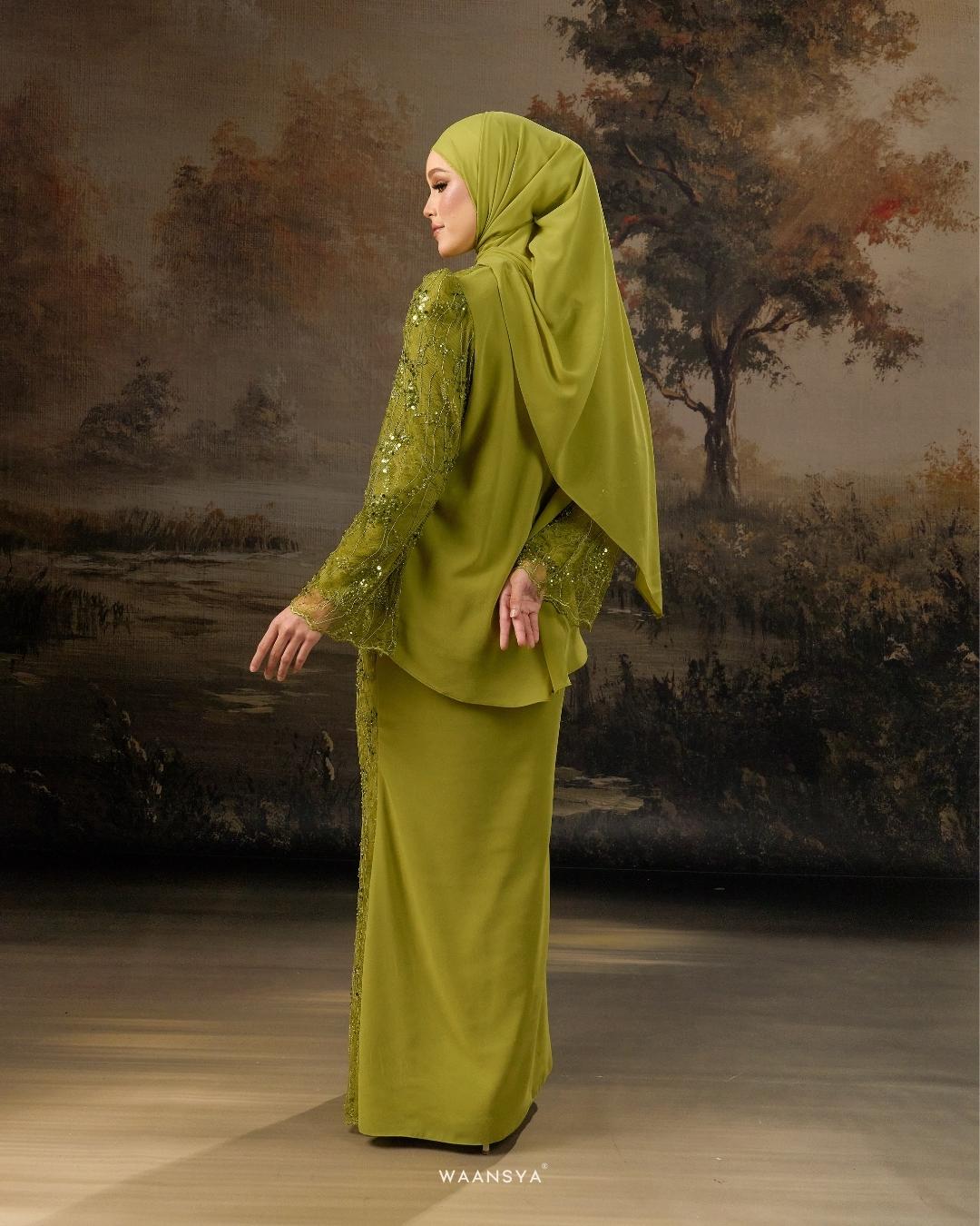 CLARA KURUNG IN LIME GREEN
