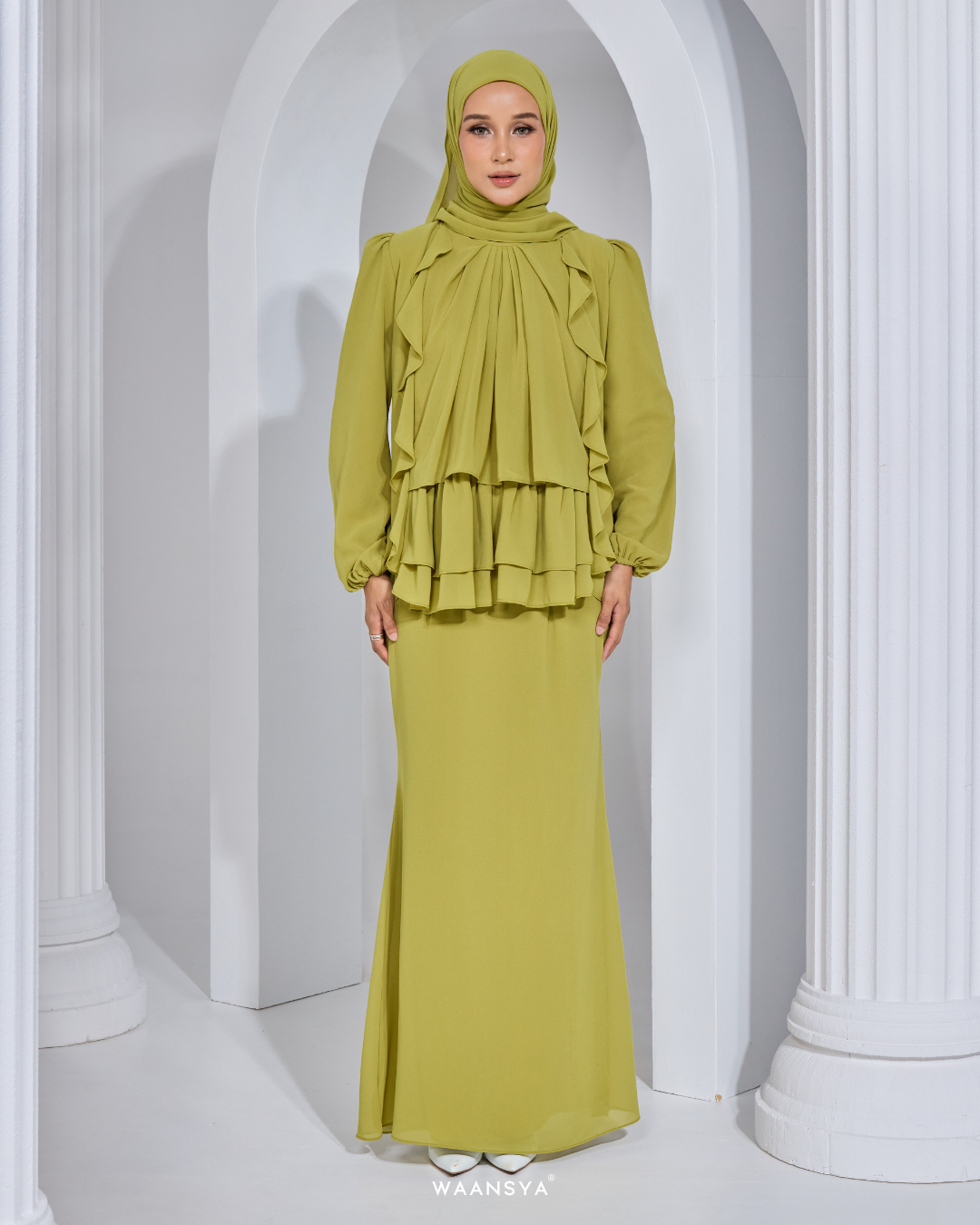 AMELIE KURUNG IN LIME GREEN