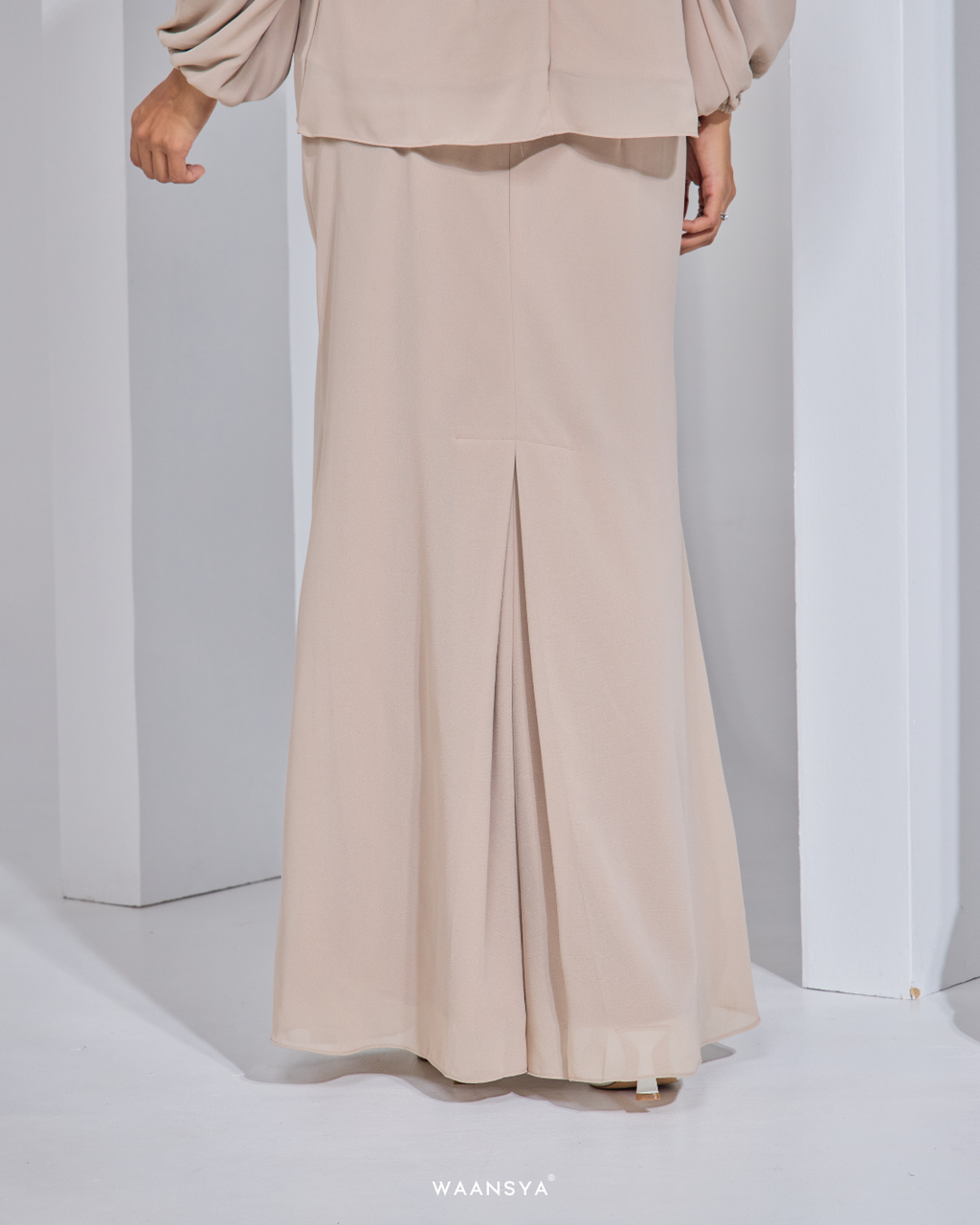 AMELIE KURUNG IN PASTEL GREEN