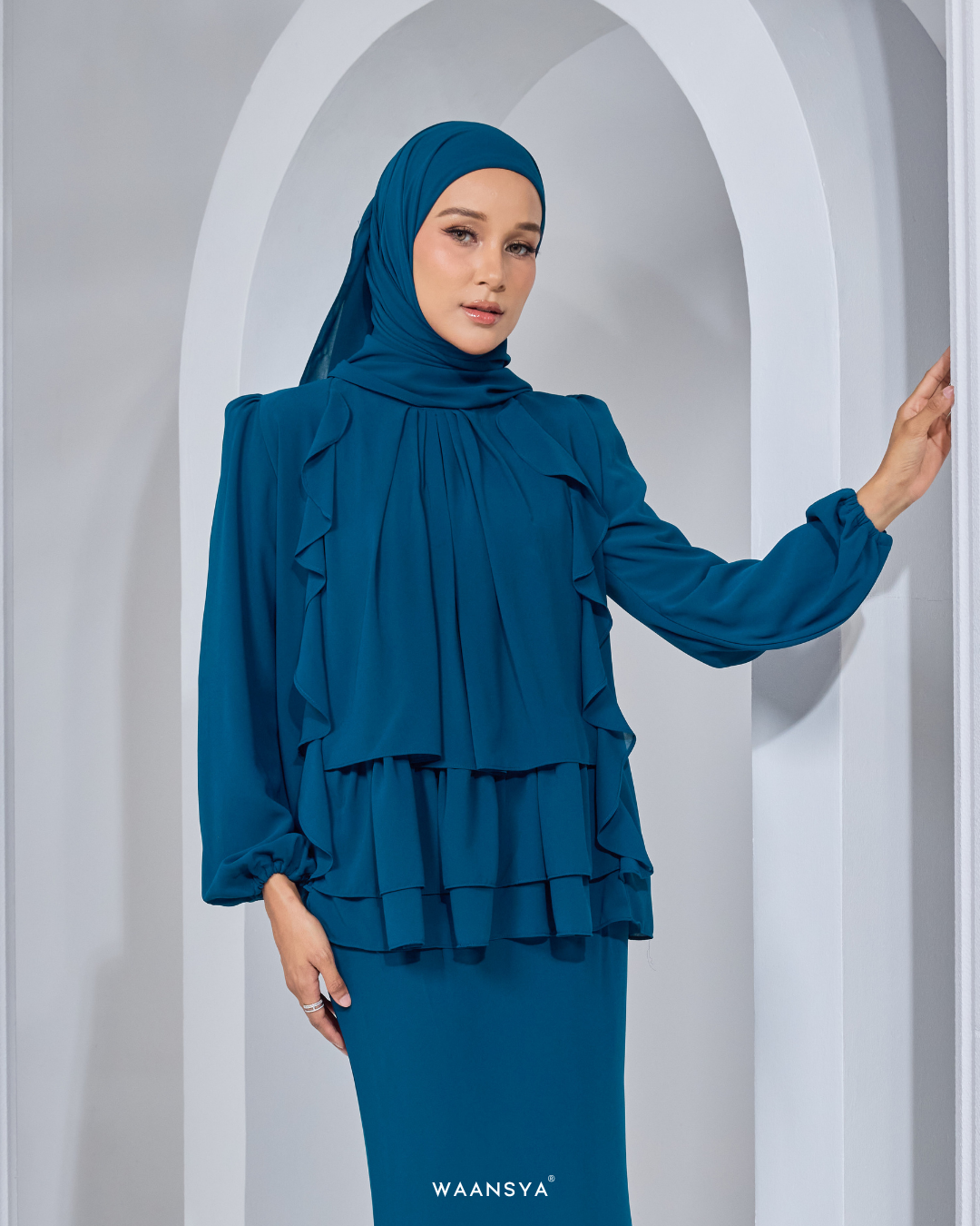 AMELIE KURUNG IN TEAL BLUE