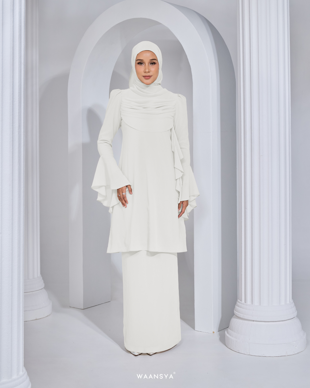 ANGGUN KURUNG IN OFF WHITE