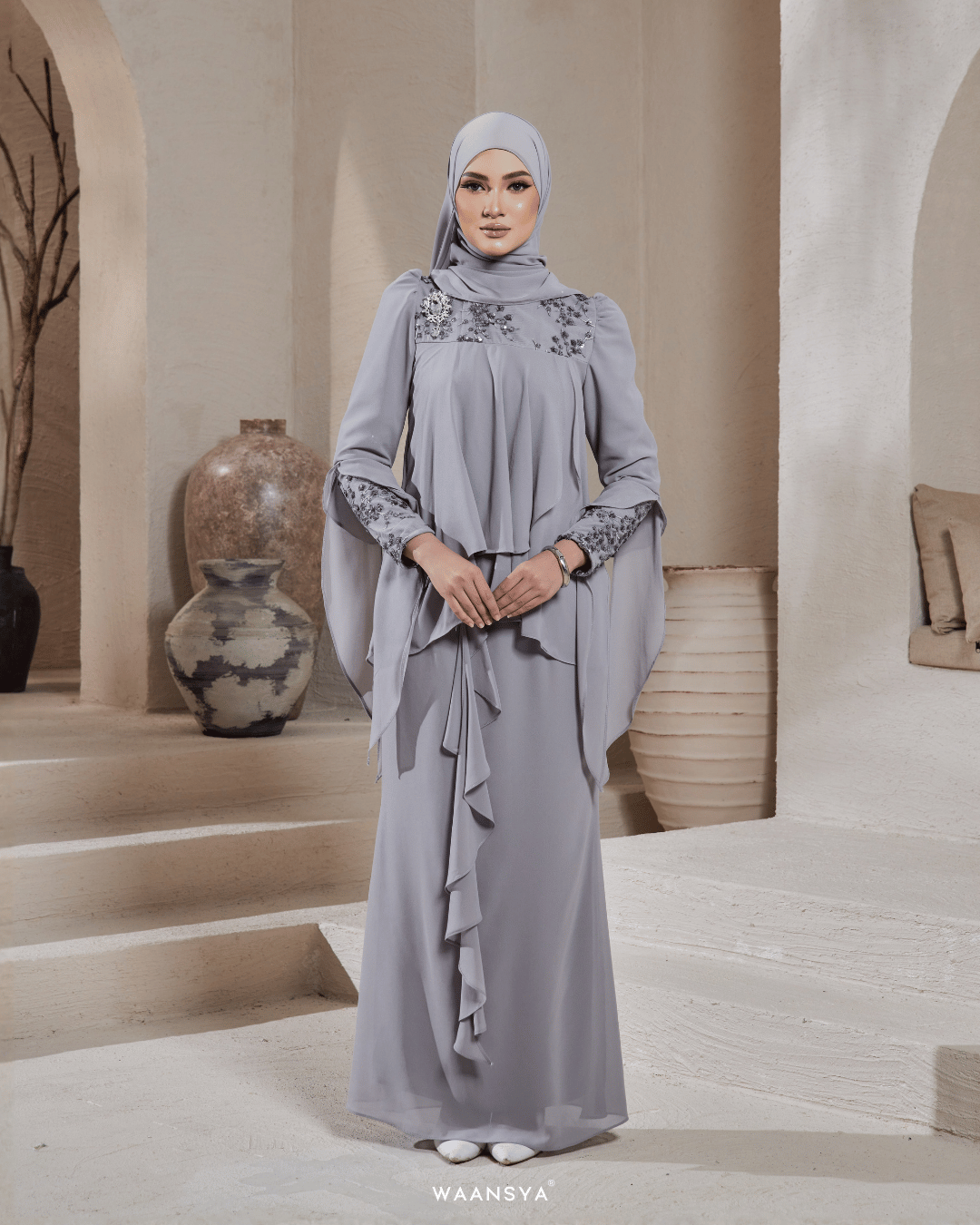 IRIS IN GREY