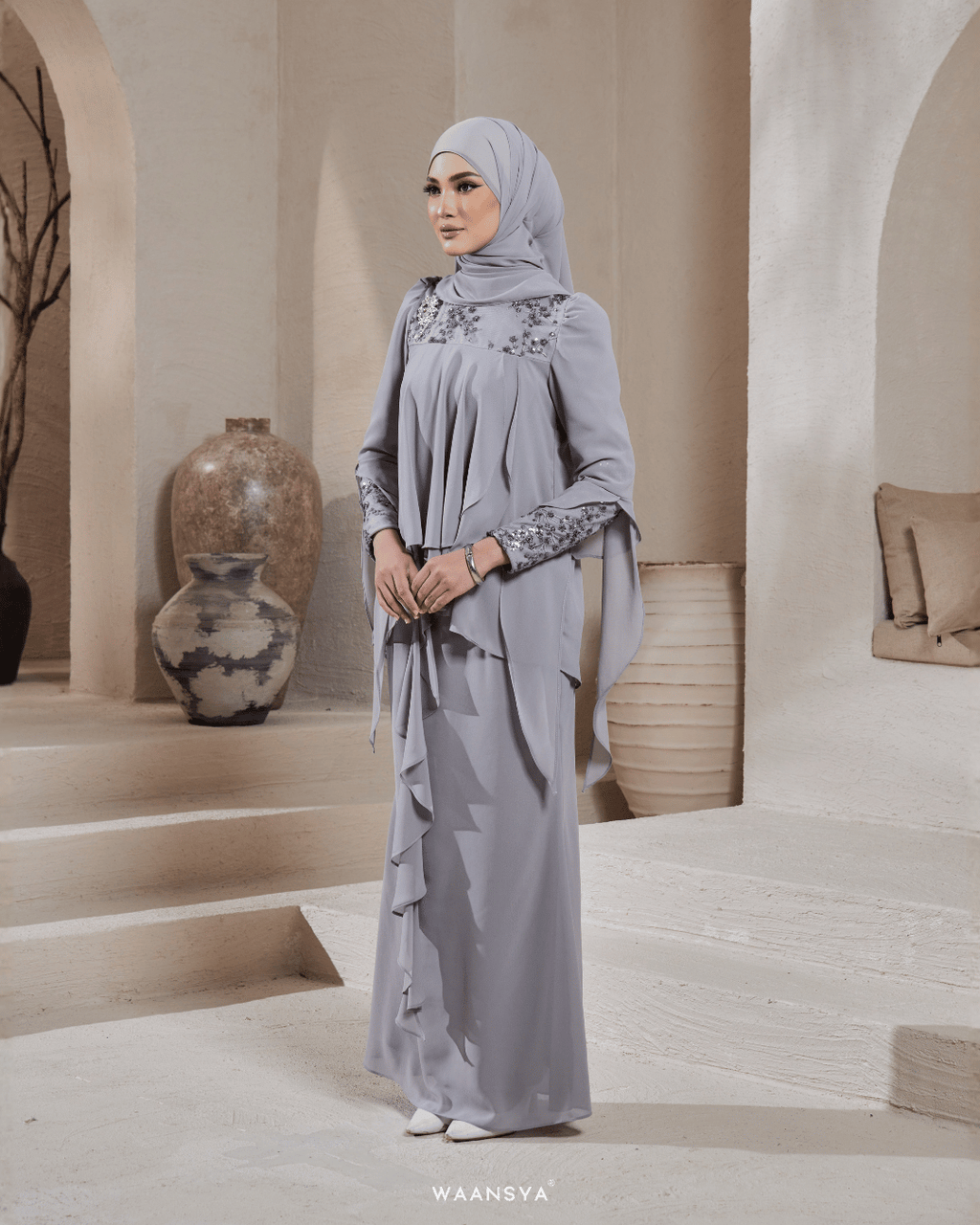 IRIS IN GREY