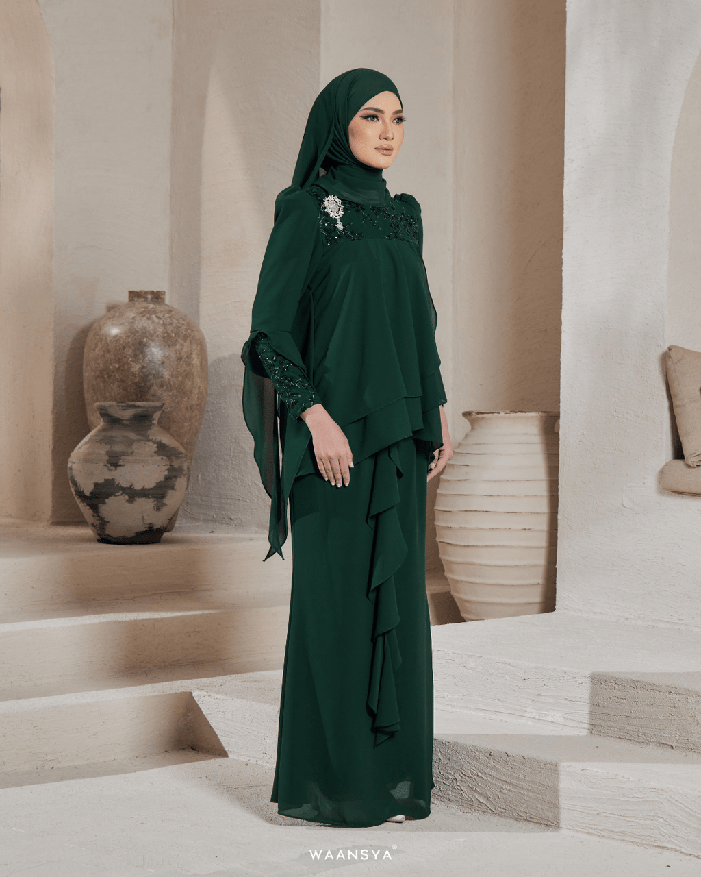 IRIS IN EMERALD GREEN