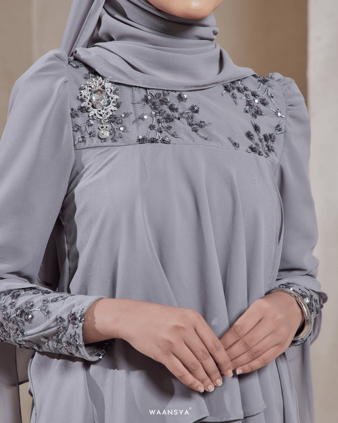 IRIS IN GREY