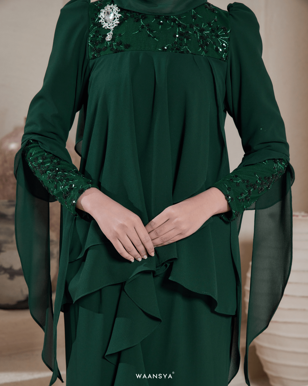 IRIS IN EMERALD GREEN