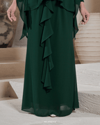 IRIS IN EMERALD GREEN