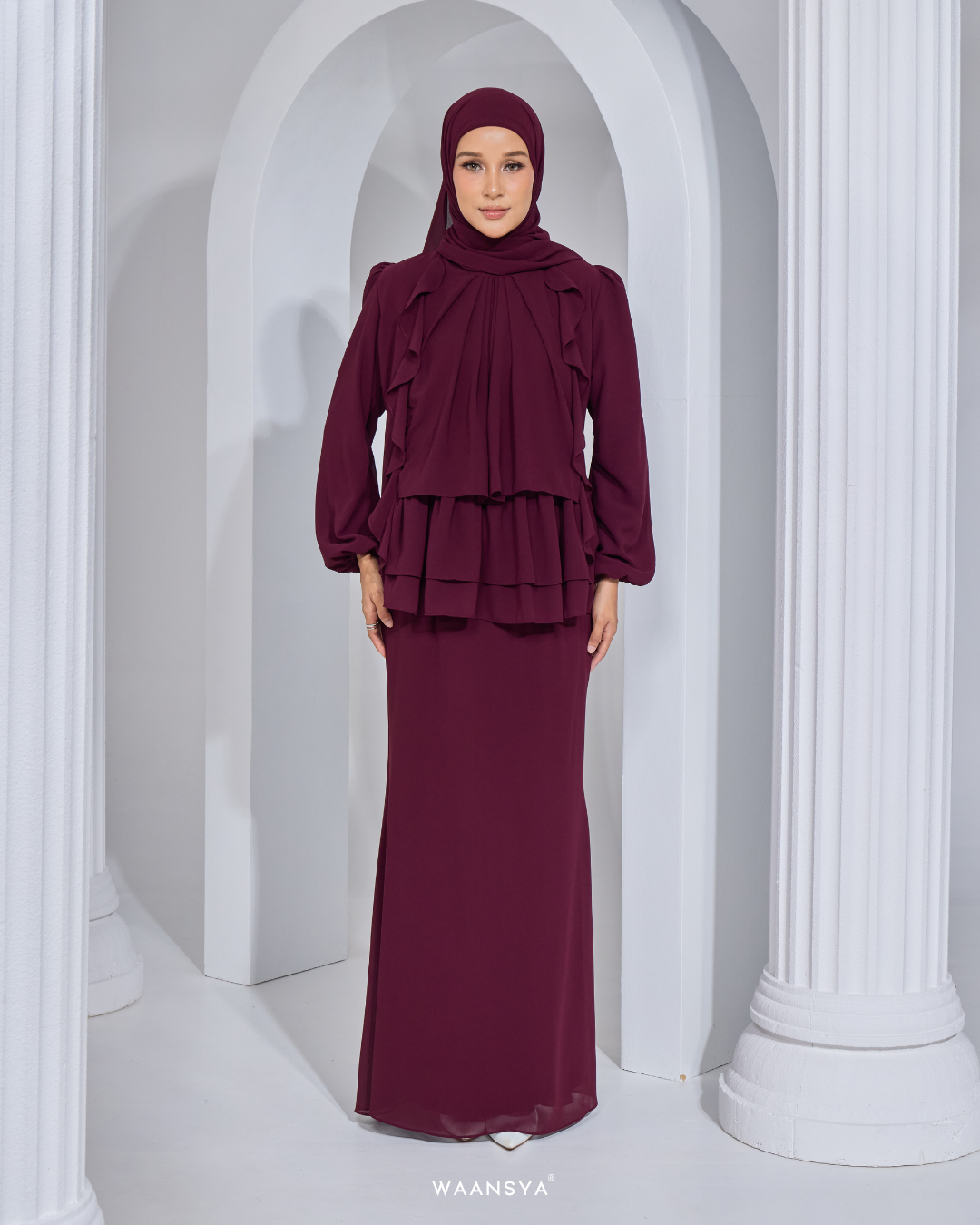 AMELIE KURUNG IN MAROON