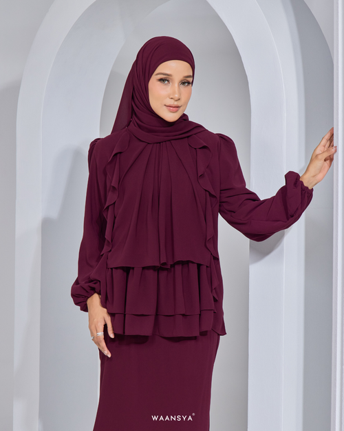 AMELIE KURUNG IN MAROON
