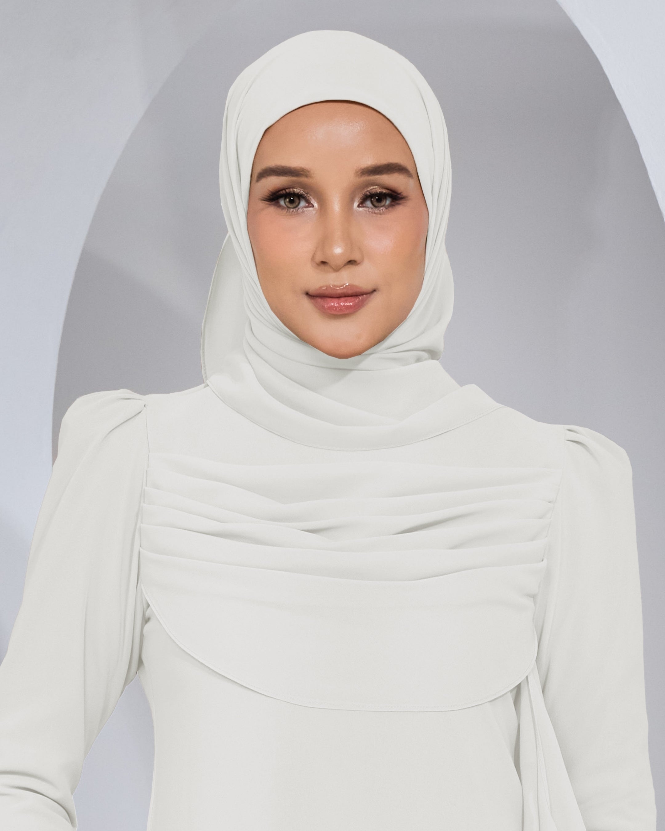 BASIC CHIFFON SHAWL IN OFF WHITE