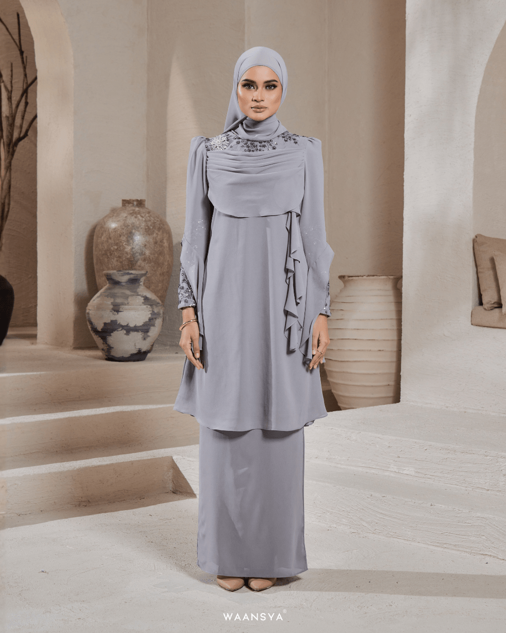 HAZEL KURUNG IN GREY