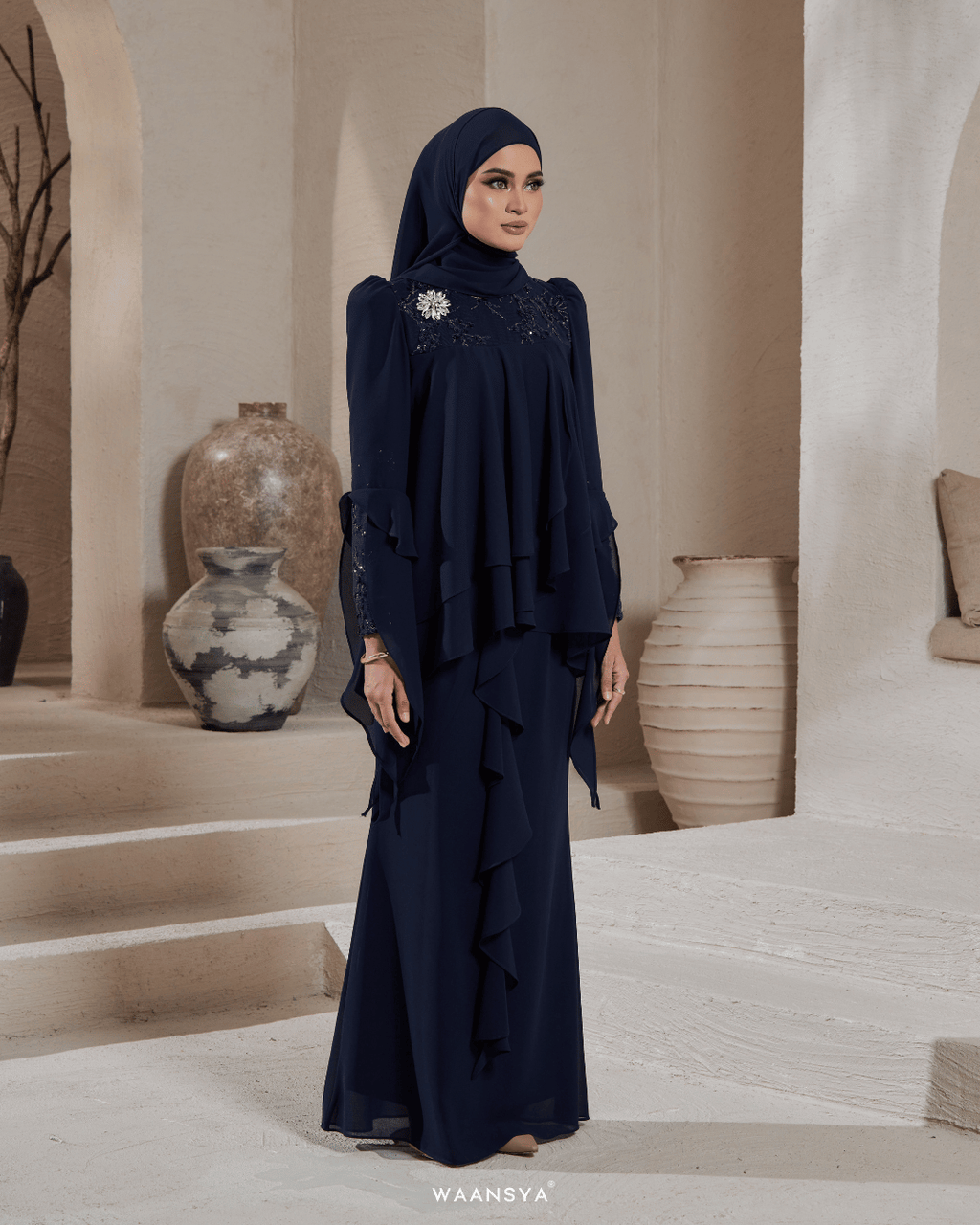 IRIS IN NAVY BLUE